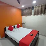 Hotel Golden Arch