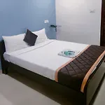 Hotel Golden Arch