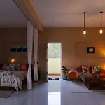 Moonlight Manor- Luxury Escape
