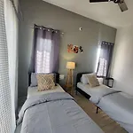 Isiri Service Apartment