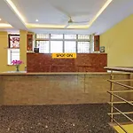 Spot On 70112 Sri Saptagiri Bording Lodging