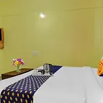 Spot On 70112 Sri Saptagiri Bording Lodging