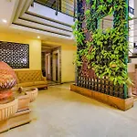 Fabhotel Phoenix Resorts - Nr M Chinnaswamy Stadium