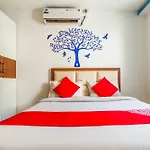 Hotel O 69693 The Royal Park