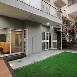 Prutha\'S Nest Room 1 - Opening To Vibrant Garden