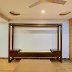 Super Townhouse Oak Jvh Hotel