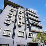 Hotel O Metro View Inn