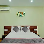 Collection O Shreyas Shack