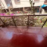 Serene Cottage-Style Room Near Indiranagar