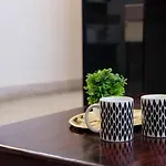 Budget 2 Bhk Near Palace Ground