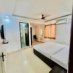 Hotel O Rahat Comforts