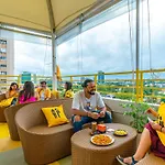 The Hosteller Bangalore, Brigade Road