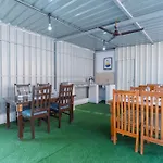 Treebo Emirates Suites Indiranagar