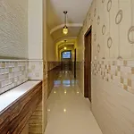 Hotel O Royal Shades
