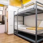 Stopover Backpackers Stay