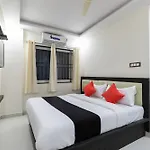 Capital O 62949 Regal Suites