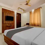 Super Collection O Hemadri Residency