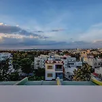 Super Townhouse Global Village Tech Park Near Kengeri Bus Terminal Metro Station