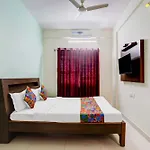 Fabhotel Royal Suites
