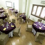 Hm Suites & Studios
