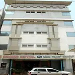 Ug Grand Hotel