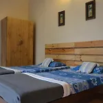 Villa Camelot
