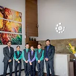Octave Suites - Residency Rd