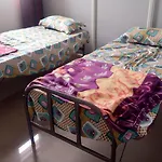 Avigna Lokesh Hotel
