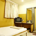 Greens Residency