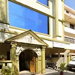Treebo Trip Cynosure Suites