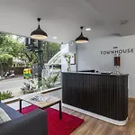 Oyo Townhouse 007 Indiranagar