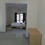 White House Hotel