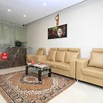Oyo 7463 Leo Suites
