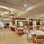 White Castle Boutique Apartment Hotel