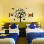 Fabhotel Indiranagar