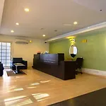 Fabhotel Indiranagar