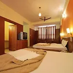 Shreyas Residency