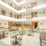 Oyo 1350 Hotel Sherwood Suites-2