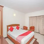 Oyo 373 Hotel Grand Inn