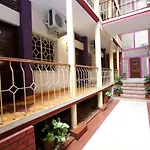 Hotel Telehaus International