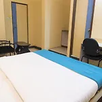 Oyo 4606 Hotel Maple Green Suites