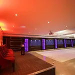 Savoury Business Hotel