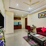 Gardeenia Comfortes Suites-Fully Vaccinated Staff