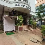 Hotel Canopy Classic