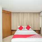 Oyo 15940 Olive Residency