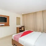 Oyo 15940 Olive Residency