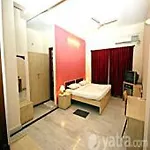 Corporate Suites Inc