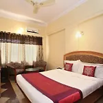 Aura Inn