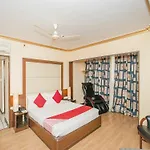 Capital O 2379 Nahar Heritage Hotel