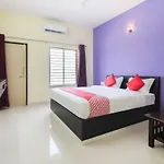 Oyo 33451 Ace Inn